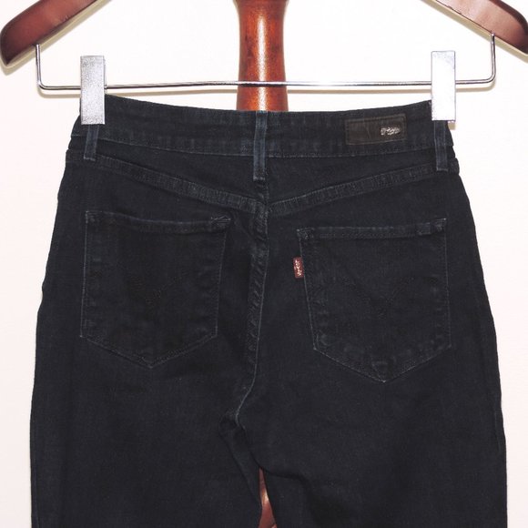 Levi's Bold Curve Classic Rise Straight jeans - Picture 7 of 9